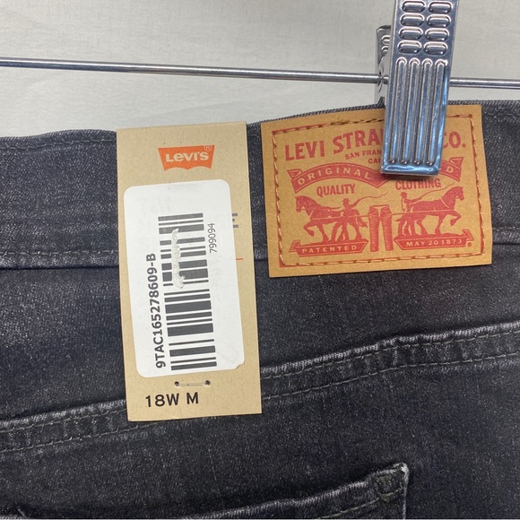 Levi's 721 high-rise skinny jeans 18W plus black stretch NWT classic denim - Picture 8 of 9